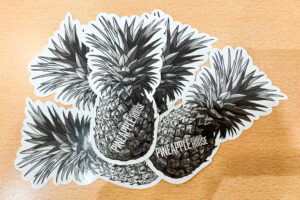 ステッカー×PINEAPPLE BROTHERS - 香川県高松市の制作実績